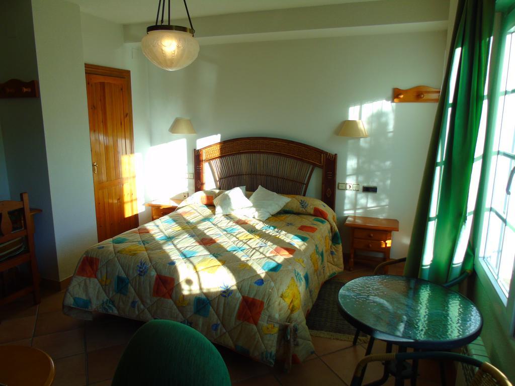 Apartamentos Turisticos Cumbres Verdes La Zubia  Room photo